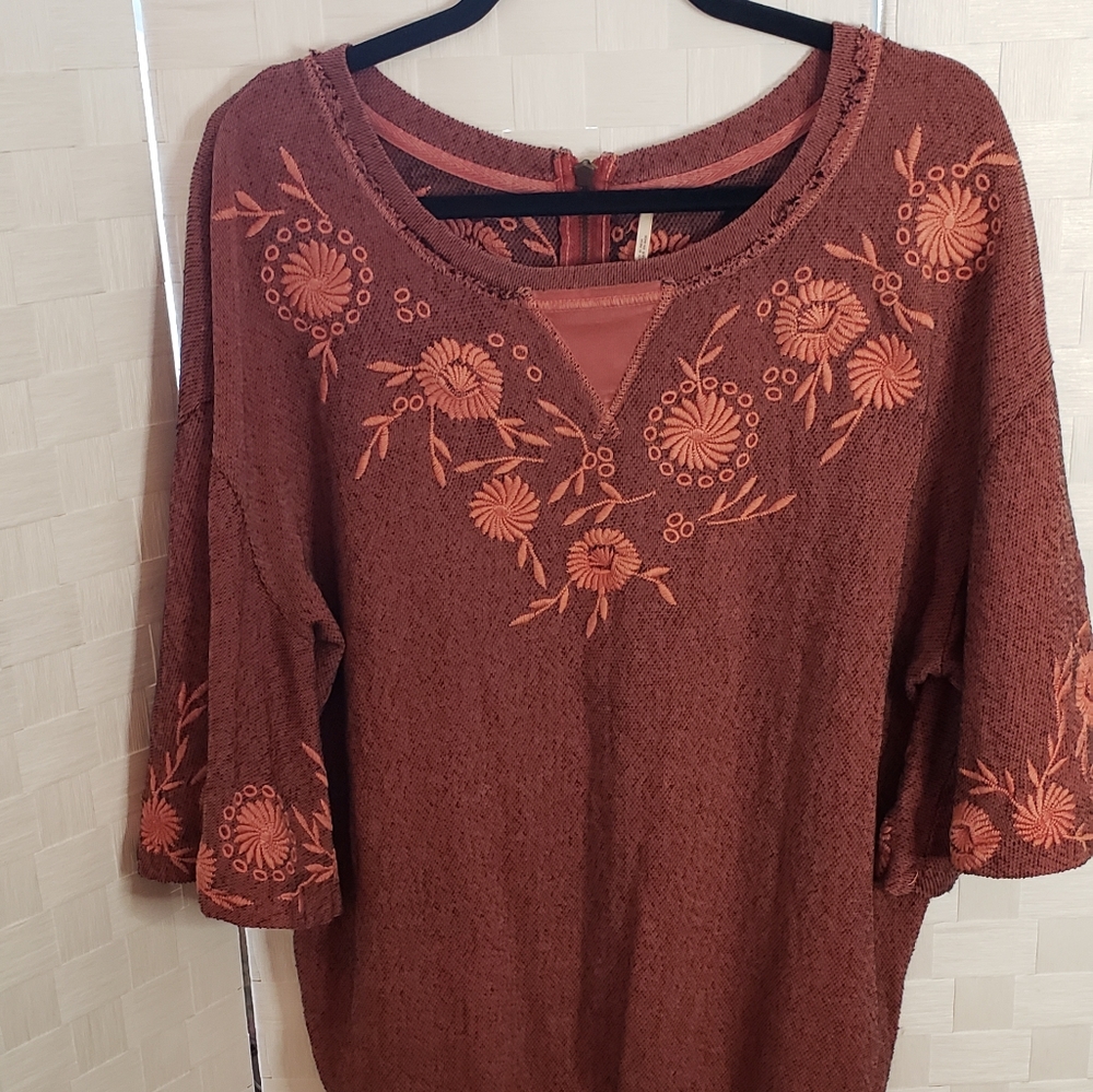 Free People sweater/ top sz L